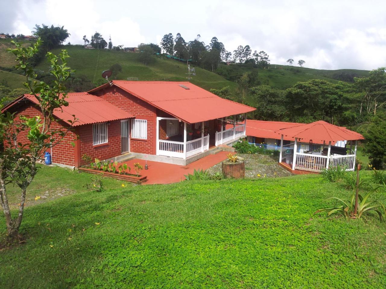 Bed and Breakfast La Gaviota Bnb Филандия Экстерьер фото